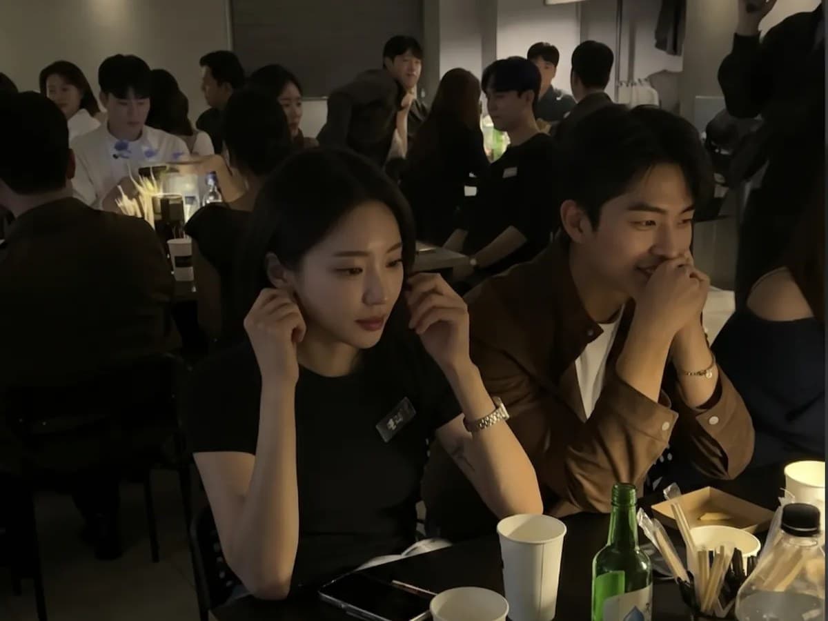 입장 명단을 확인하는 데스크